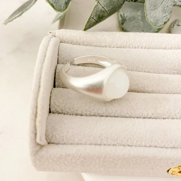 925 Sterling Silver Chunky Ring Oval Dome Ring Statement Ring Brushed Ring - Picture 10 of 10